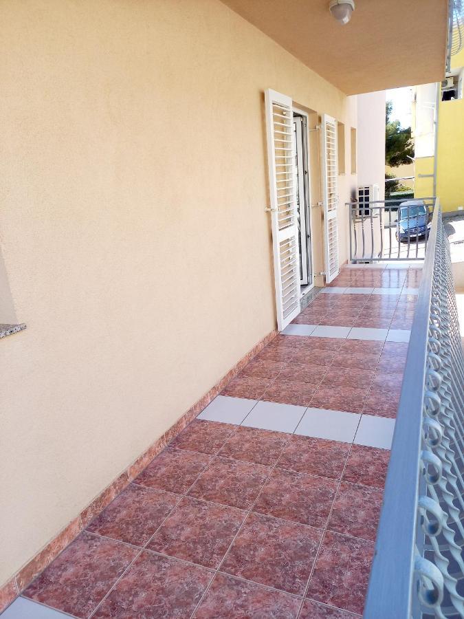 Studie-Apartment In Makarska, Kroatien Luaran gambar