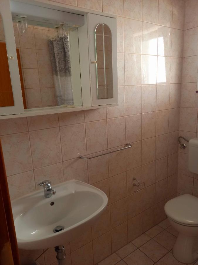 Studie-Apartment In Makarska, Kroatien Luaran gambar