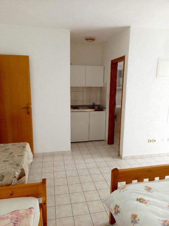 Studie-Apartment In Makarska, Kroatien Luaran gambar