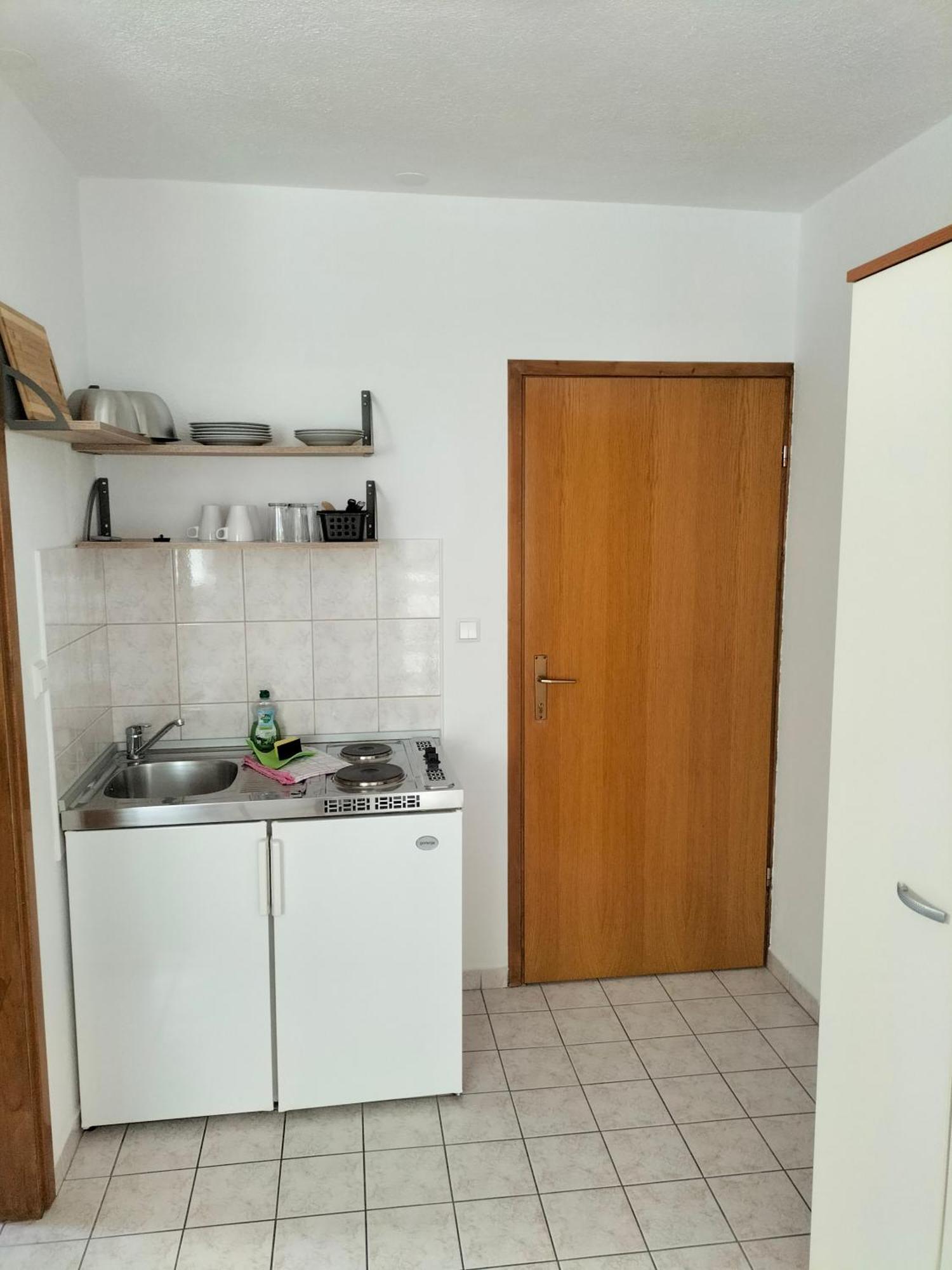 Studie-Apartment In Makarska, Kroatien Luaran gambar